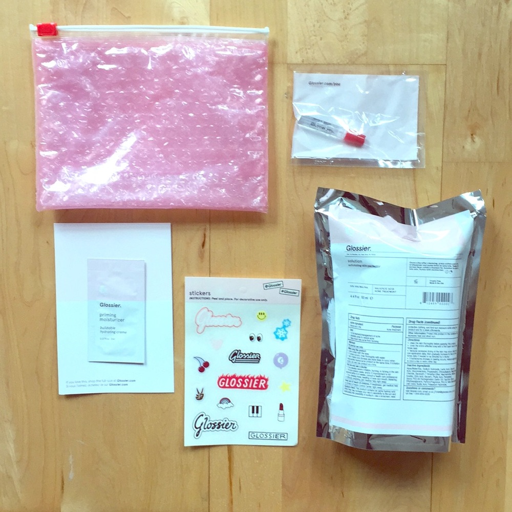 GLOSSIER BUNDLE